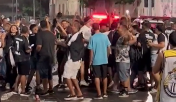 Versus / ¡Furor por "Mati"! Hinchas de Botafogo "danzan" al son de "Segovinha"