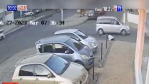 ¡Cobarde! Arrolló a una mujer y huyó - Noticias Paraguay