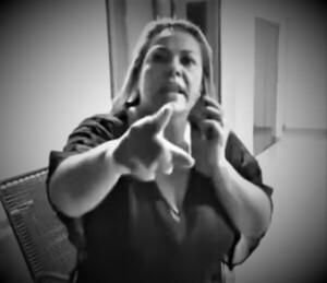 SU puto pueblo, senadora Zenaida - El Independiente
