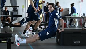 Versus / Newcastle anuncia oficialmente a Sandro Tonali