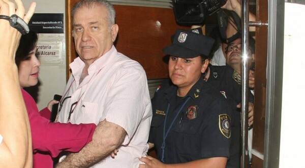 Diario HOY | Piden arresto domiciliario para esposa y nuera de Ramón González Daher