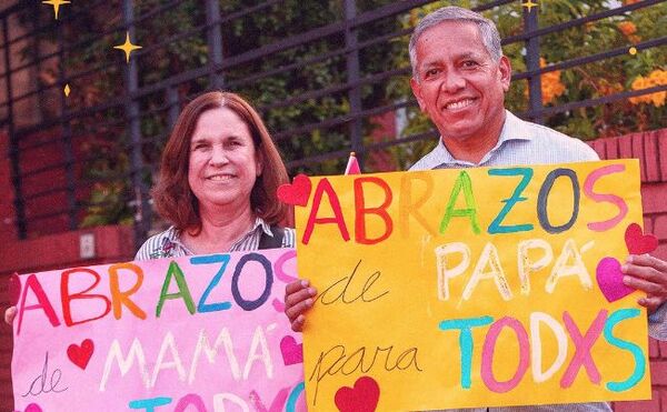Diario HOY | Exsenador Carlos Amarilla repartió abrazos en la Parada del Orgullo 2023