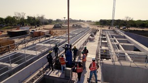 Sigue equipamiento de estación de bombeo de la Defensa Costera de Pilar