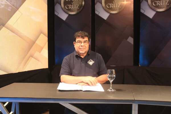 Docentes deshojan margaritas aguardando designación del futuro ministro de Educación - ADN Digital
