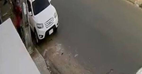 La Nación / Hieren en intento de asalto a agente que custodia a la viuda de Marcelo Pecci