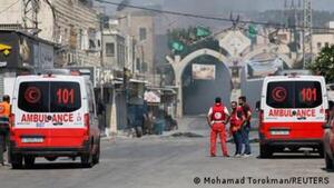 Miles de palestinos huyen de Yenín tras ataque israelí