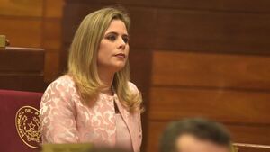 Kattya pide oficina 108 del Senado que despreció Dionisio Amarilla