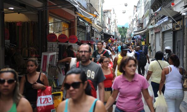 En el primer semestre de 2023, Brasil registr贸 un super谩vit comercial r茅cord de US$ 45.514 millones - Revista PLUS