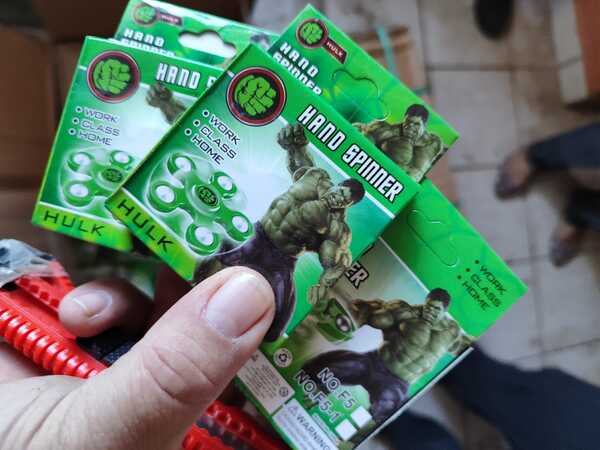 Diario HOY | Imputan a brasileño por comercializar miles de juguetes falsificados