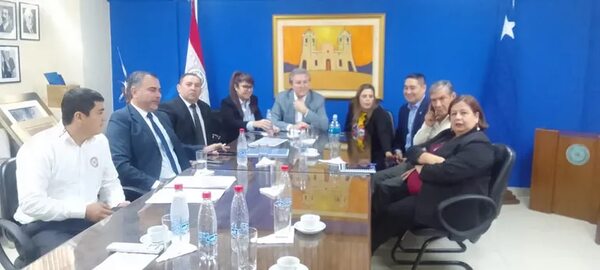 Multibancada opositora del Senado se consolida y busca ser contrapeso al cartismo - Política - ABC Color