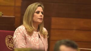 Kattya solicita ocupar oficina número 108 en memoria de los perseguidos por la dictadura stronista
