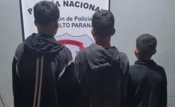 Hermanos de 18, 15 y 14 años intentaron robar con machete en manos