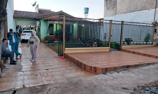 Alto Paraná: Delincuentes vestidos de policías asaltan una vivienda.