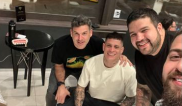 Versus / Juan Manuel Iturbe se despide de Aris Salónica y viaja a Porto Alegre