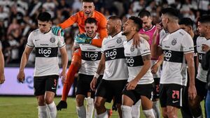 Las cartas salen a favor de Olimpia