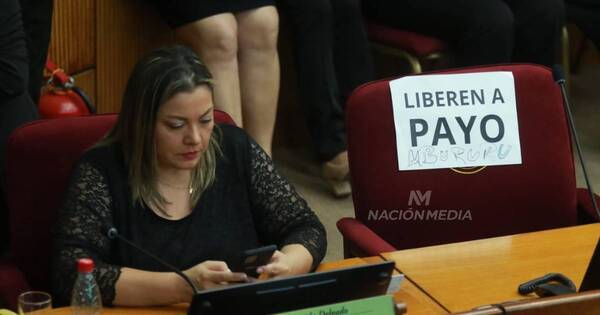 La Nación / Senadora de Cruzada Nacional anuncia su renuncia al partido