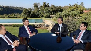 Peña debutó y compartió ideas con Lula, Fernández y Lacalle Pou