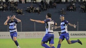 El Gallo ultima detalles para enfrentar a Fernando de la Mora con ventas de entradas habilitadas - Oasis FM 94.3