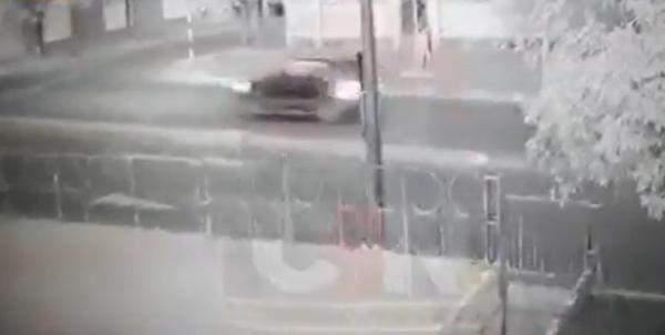 Corrió de delincuente y fue atropellada - C9N