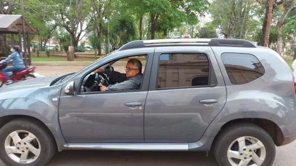 Caso del Escribano Clinio Duré se encuentra en suspenso.