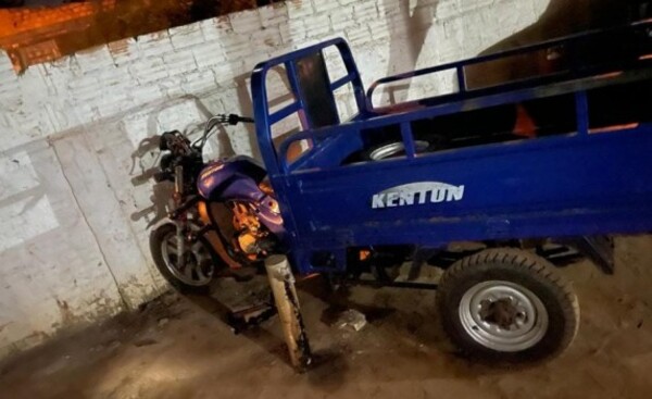 Vecinos reducen a supuesto ladrón y recuperan motocarro