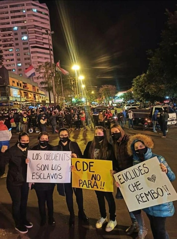 Heridos e incidentes graves y destrozos, saldo de manifestación