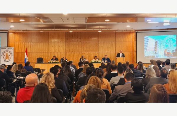 Se inició Diplomado en Ciencias Jurídicas en la Circunscripción Judicial de Guairá