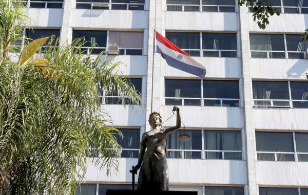 Circular de la Secretaría General dirigida a Notarios Públicos