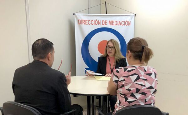Mediación dirimió conflicto en idiomas alemán y castellano