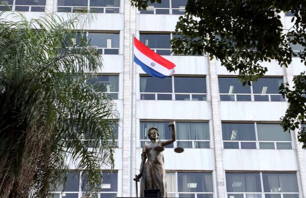 Decisiones de la Plenaria Extraordinaria de la Corte Suprema de Justicia