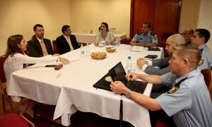 Buscan fortalecer otorgamiento de naturalizaciones