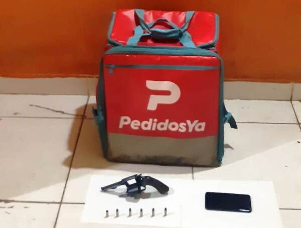 Caen motochorros por asaltos a una estudiante rusa y a un delivery •