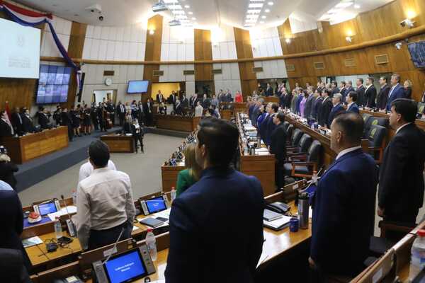 Diario HOY | Primera sesión de la nueva Cámara: Diputados definirán comisiones y representaciones