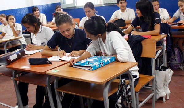 Educadores y padres de familia en alerta por posible ministro del MEC vinculado con perversa ideología de género – La Mira Digital
