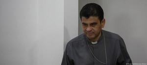 Nicaragua: El Gobierno de Ortega excarcela a obispo Rolando Álvarez - El Trueno
