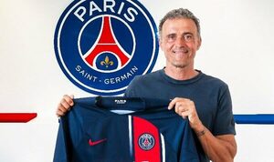 Versus / El PSG contrata a Luis Enrique como entrenador hasta 2025
