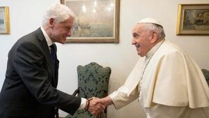 Francisco recibió a Bill Clinton en el Vaticano - .::Agencia IP::.