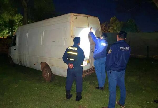 Arrestan a mujer presunta implicada en asalto a camión transportador - Nacionales - ABC Color
