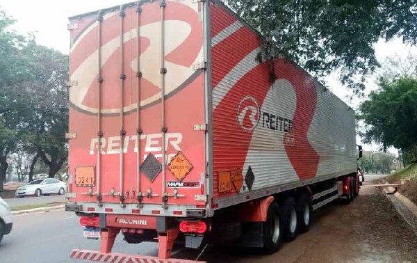 Estudiante de medicina falleció al ser chocada por un camión que transportaba explosivos en Ciudad del Este – Prensa 5