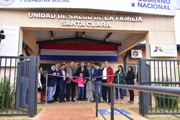 Gobierno inaugura puesto del SEME y cinco modernas USF en el Alto Paraná - El Trueno