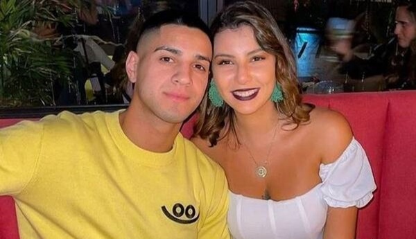 "Le gusta oler mi pie", contó la novia de Luis Zárate - Teleshow