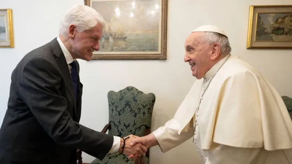 Encuentro Bill Clinton y el Papa Francisco en el Vaticano | OnLivePy