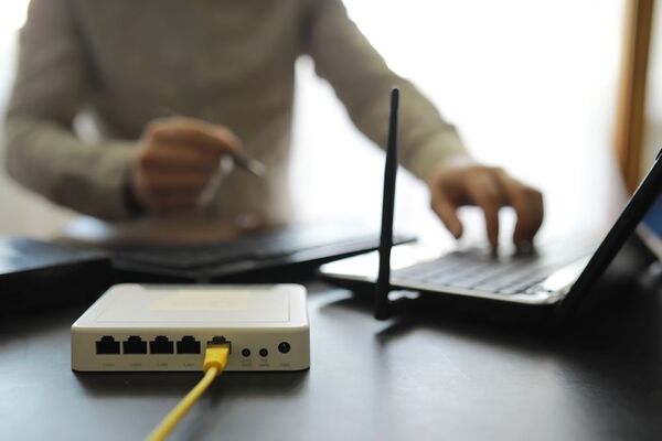 Consumo de internet en los hogares aumentó 90% en los últimos tres años, según estudio - MarketData