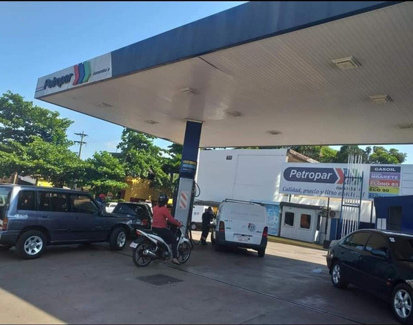 Millonaria tragada en rubro combustibles, manejada por “cuatrinomio de oro” corrupto de la Gobernación - La Clave