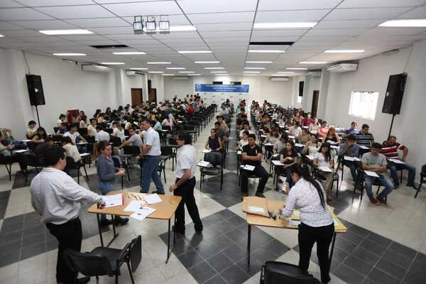 Abogados presentan amparo para suspender cuestionado concurso de Itaipú