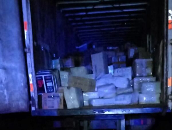 Banda asalta dos camiones de mercaderías en Alto Paraná · Radio Monumental 1080 AM