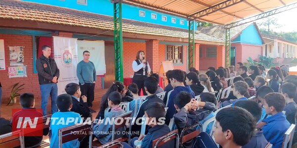 IMPORTANTE CHARLA SOBRE ALCOHOLISMO Y DROGADICCIÓN SE HIZO EN ALTO VERÁ - Itapúa Noticias