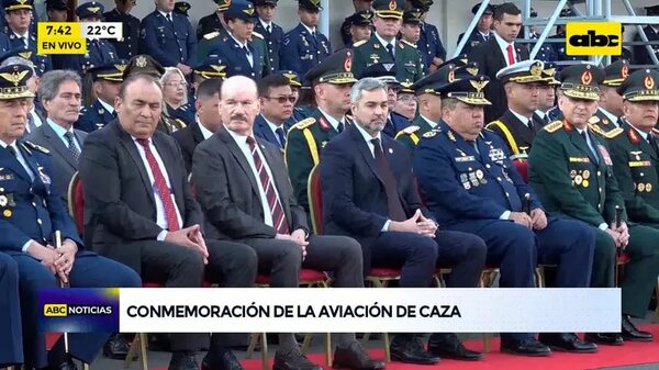 Video: Conmemoración de la aviación de caza - ABC Noticias - ABC Color