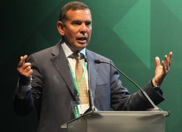 Consulado buscará a Napout de prisión