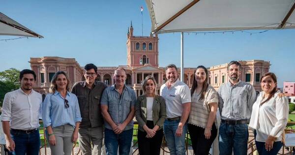 La Nación / Futura primera dama y Amcha, reunidas para revitalizar el centro histórico